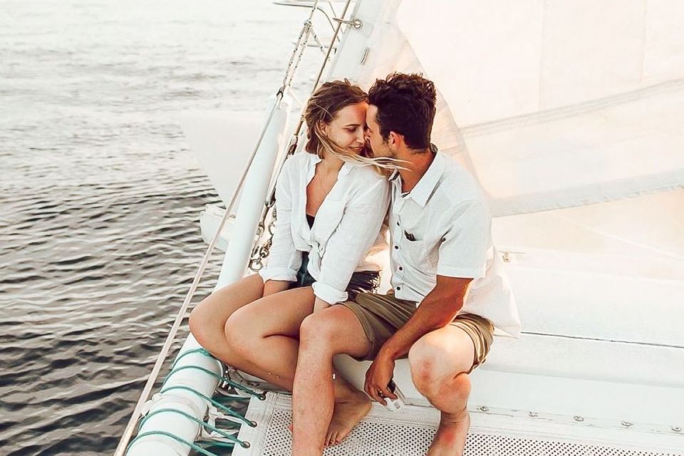 From Maalaea: Maui Sunset Cruise With Drinks and Snacks - Booking and Accessibility Information