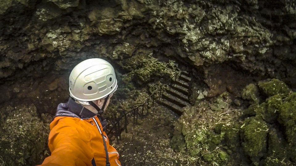 From Madalena: Pico Volcanoes and Lakes Guided Day Tour - Mountain House Visit