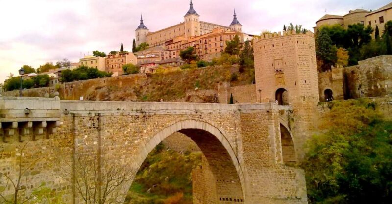 From Madrid: Day Trip to Segovia and Toledo - Key Points
