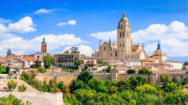 From Madrid: Full Day Trip to Segovia and Toledo - Visiting the Alcázar of Segovia