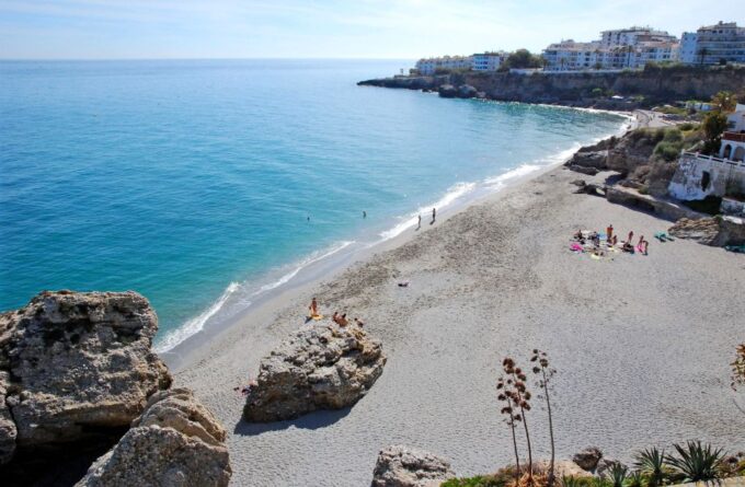 From Madrid: Gems of Andalusia 5-Day Sightseeing Tour - Accommodation and Inclusions