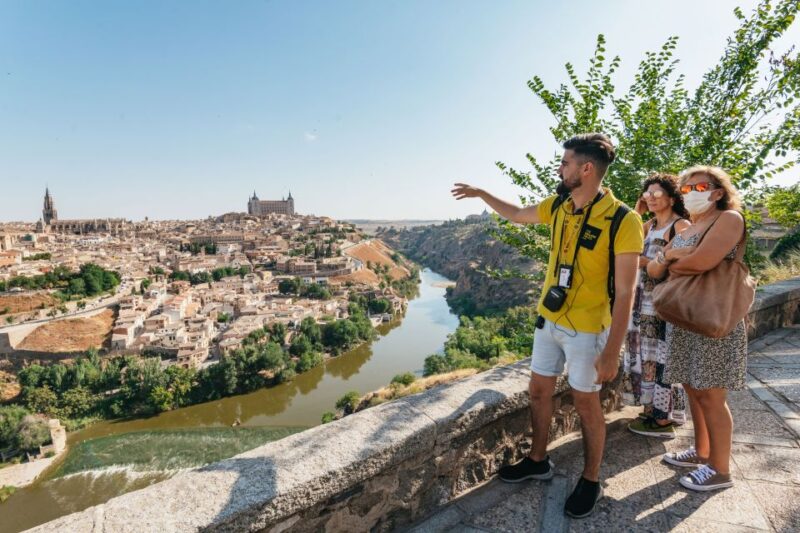 From Madrid: Guided Day Trip to Toledo by Bus - Toledo Express Package