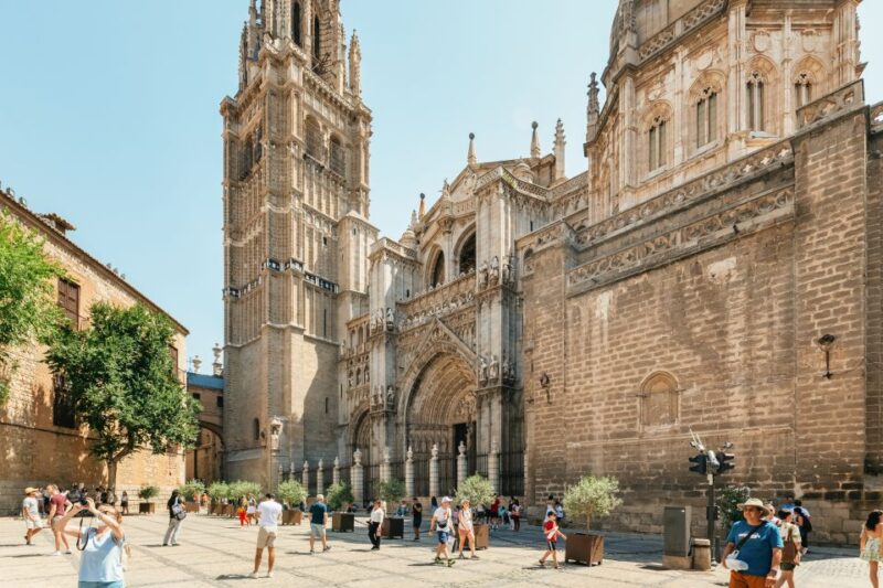 From Madrid: Guided Day Trip to Toledo by Bus - Toledo Experience Package