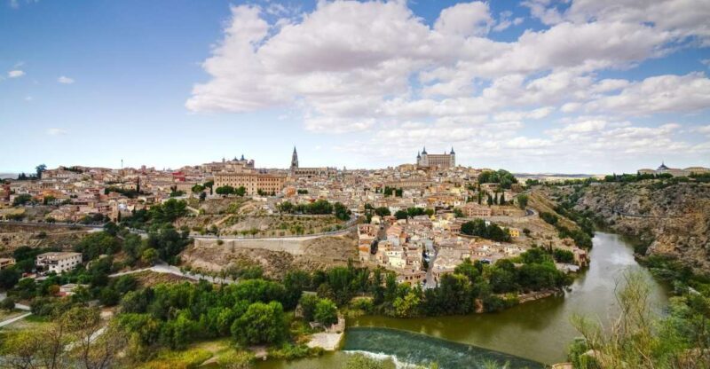 From Madrid: Toledo and Segovia Guided Day Trip - Exploring the Itinerary: What You Can Expect