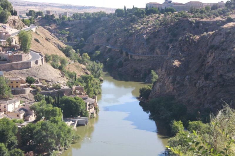 From Madrid: Toledo & Jewish Quarter Half-Day Tour - Itinerary Highlights