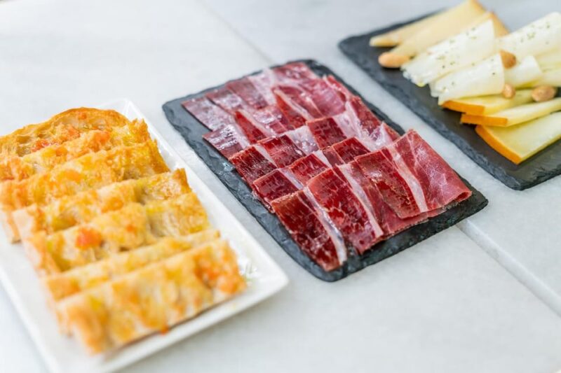 From Madrid: Traditional Villages, Winery Tour & Tapas Lunch - Finca El Regajal: Winery Visit and Biodynamic Practices