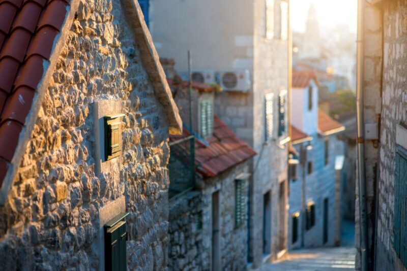 From Makarska Riviera: Full-Day Split & Trogir Tour - FAQ