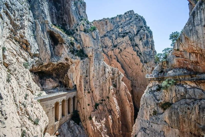 From Málaga: Caminito del Rey Day Trip & Guided Tour - Visiting Gaitanes Gorge and Other Highlights