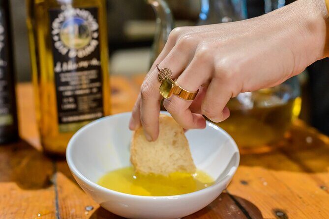 From Malaga: Ronda, Wine & Olive Oil Tasting Premium Small Group - Tasting Experiences: Wines and Olive Oils