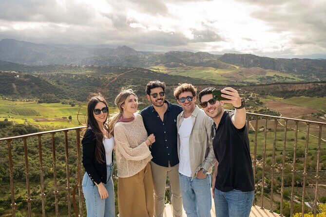 From Malaga: Ronda, Wine & Olive Oil Tasting Premium Small Group - Lunch and Free Time in Ronda