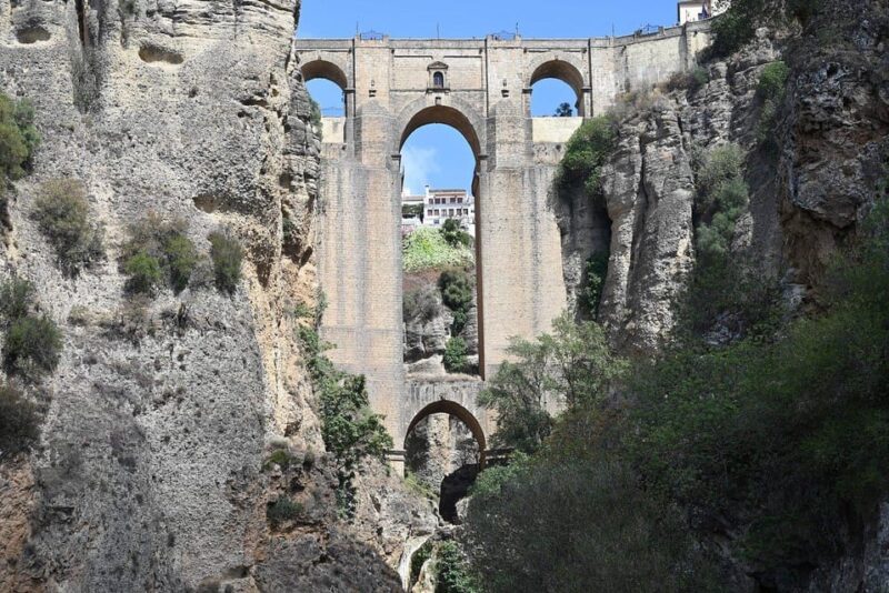 From Malaga: Ronda Y Setenil De La Bodegas Day Trip by Coach - Guided Tour of Historic Sites