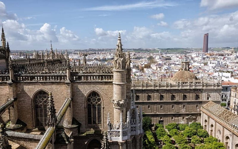 From Malaga: Seville Day Trip with Real Alcázar Tickets - The Itinerary: What to Expect in Detail