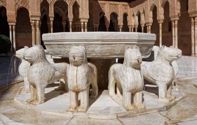 From Málaga: Sunset Alhambra Tour With Tickets - Recommended Attire and Items