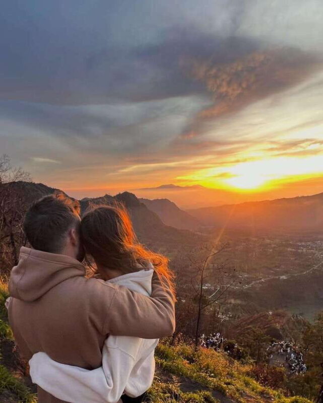 From Malang: Shared Bromo Sunrise Tour with Breakfast - Key Points