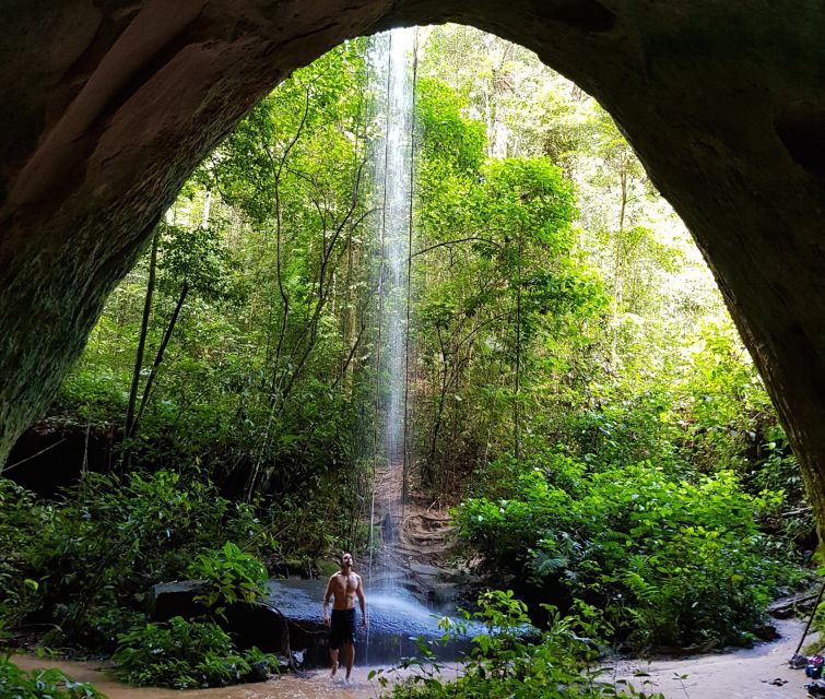From Manaus: Presidente Figueiredo Waterfalls Daytrip - Local Dining Options