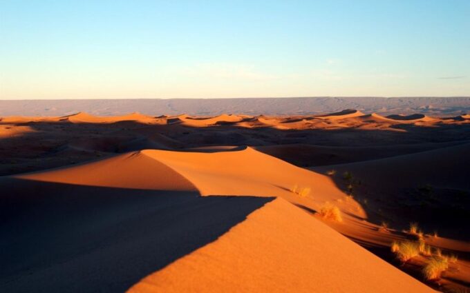 From Marrakech: 4 Day Desert Tour to Merzouga With Glamping - Experiencing the Dades and Todra Gorges