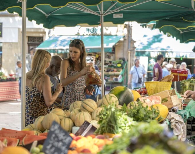 From Marseille: Aix-en-Provence and Cassis Shore Excursion - Nearby Attractions