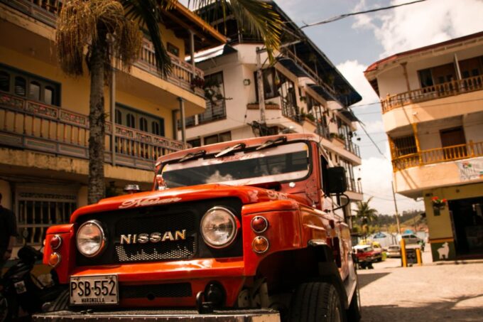 From Medellín: Guatapé and El Peñol Guided Tour - Related Day Trip Suggestions