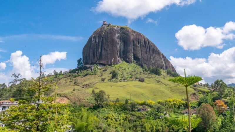 From Medellin: Guatape Lake Boat Tour and El Peñol Rock Hike - Climbing El Peñol Rock