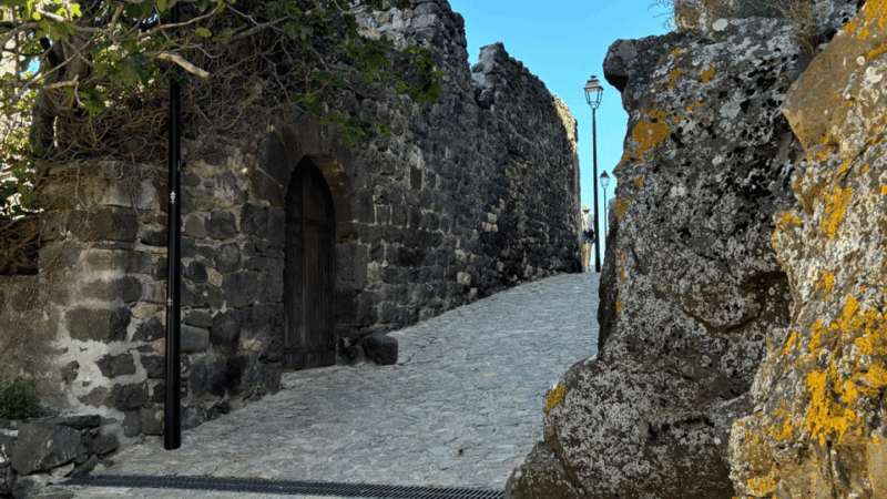 From Medieval Evenos to Bandol Wines : a Taste of Provence - Experience the Route Des Crêtes and Cap Canaille
