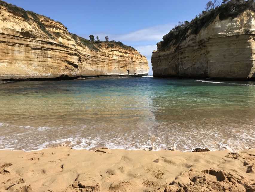 From Melbourne: Great Ocean Road Minibus Tour in Reverse - Itinerary