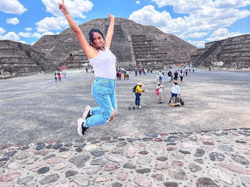 From Mexico City: Guadalupe Shrine and Teotihuacan Pyramids - Visit to Plaza De Las Tres Culturas
