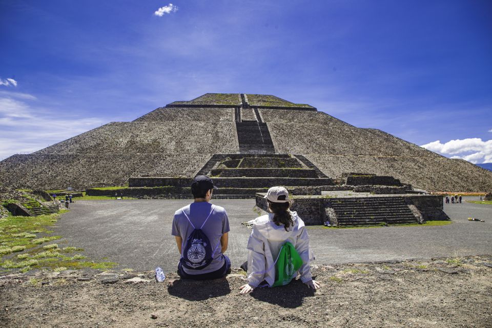 From Mexico City: Hot Air Balloon & Bike Tour in Teotihuacan - Hot Air Balloon Experience
