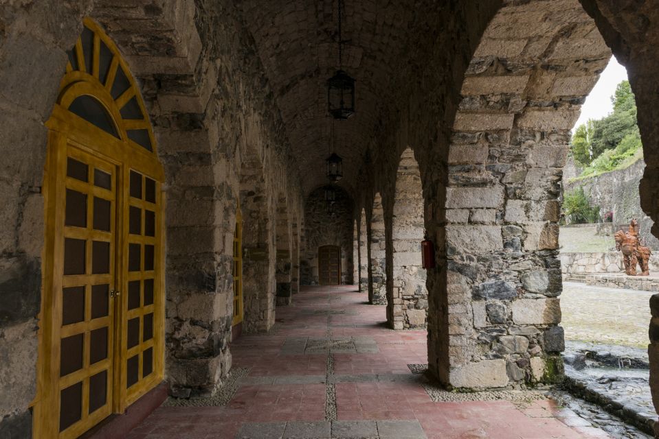 From Mexico City: Magic Towns & Basaltic Prisms Private Tour - Santa Maria Regla