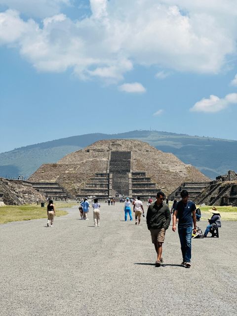 From Mexico City: Private Tour to Teotihuacan - Key Points