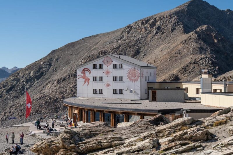 From Milan: Bernina Red Train & Lunch With Mountain Views - Dining Experience at Diavolezza Lodge