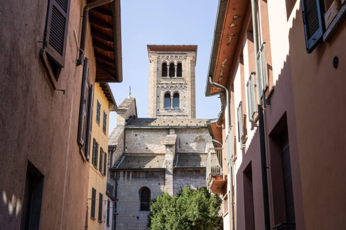 From Milan: Como, Bellagio, Lugano Day Tour & Lake Cruise - What to Bring