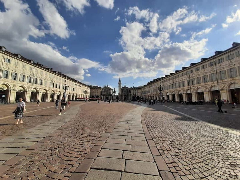 From Milan: discover the Royal Palace of Turin and the Kings of Italy - The Experience in Detail: From Milan to Turin and Back