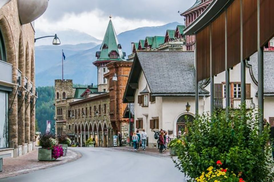 From Milan: Lake Como Cruise, St. Moritz & Bernina Red Train - Cruising on Lake Como
