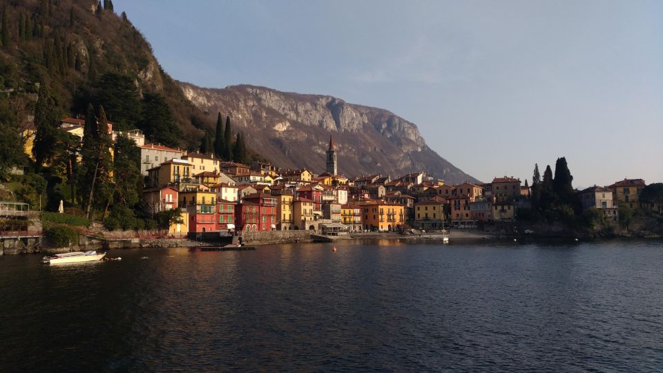 From Milan: Lake Como Walking Tour and Cruise - Discovering Charming Lakeside Villas