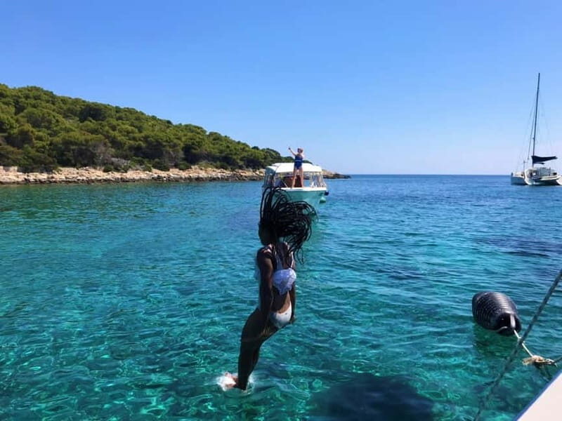 From Milna, Supetar, Postira: Magical Blue Cave and Hvar - FAQ