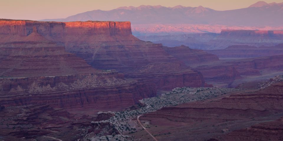 From Moab: Canyonlands 4x4 Drive and Calm Water Cruise - Picnic Lunch Included