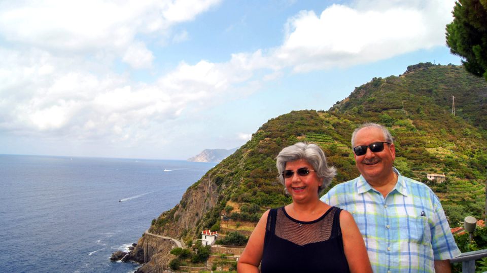 From Montecatini: Cinque Terre, Vernazza, Lucca Guided Tour - Languages and Inclusions