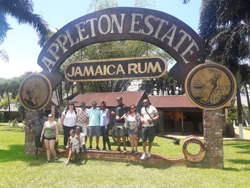 From Montego Bay: Appleton Estate & Pelican Bar Private Trip - Tasting and Sampling at Appleton Estate