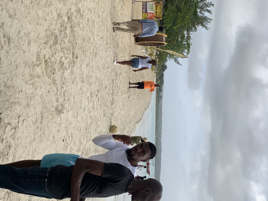 From Montego Bay: Private Tour to Negril W/ Catamaran Cruise - Cliff Jumping at Ricks Cafe
