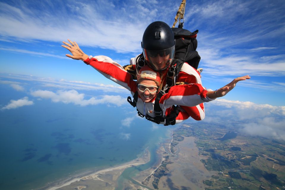 From Motueka: Abel Tasman Tandem Skydive Experience - Location and Operating Hours
