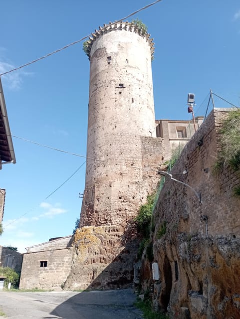 From Mugnano: the Etruscan Pyramid and Santa Cecilia - Tour Features