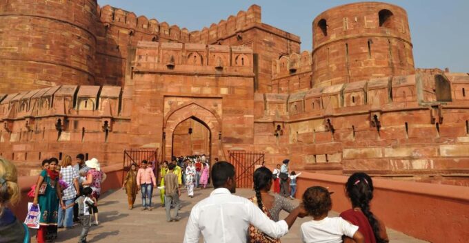 From Mumbai: Taj Mahal Tour From The Cruise Ports - Accommodation