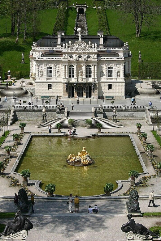From Munich: To Neuschwanstein Castle, Linderhof, Oberammergau - Destinations and Attractions