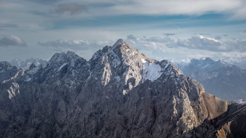 From Munich: Zugspitze Mountain Van Tour with Garmisch Town - Overview of the Experience