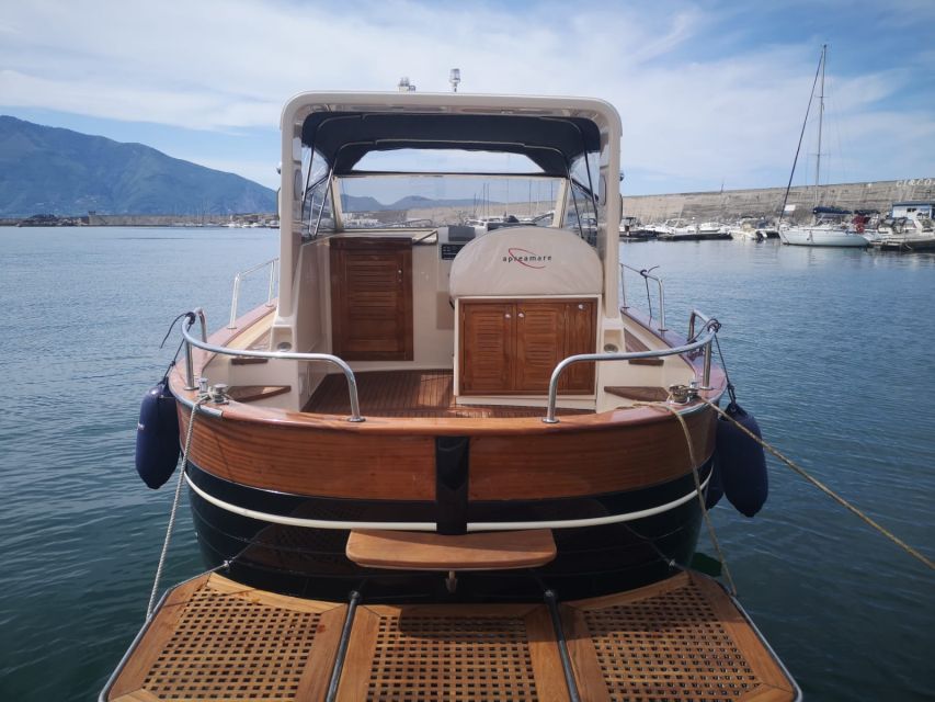 From Naples: Boat Tour to Capri Island - Explore the Town of Capri