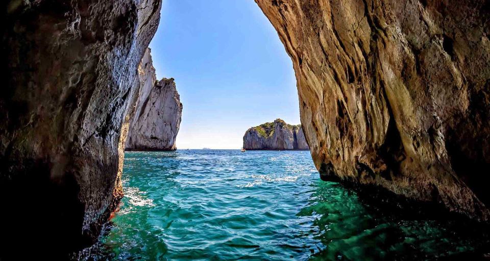 FROM NAPLES: Capri island Boat tour with stop swimming - Key Points