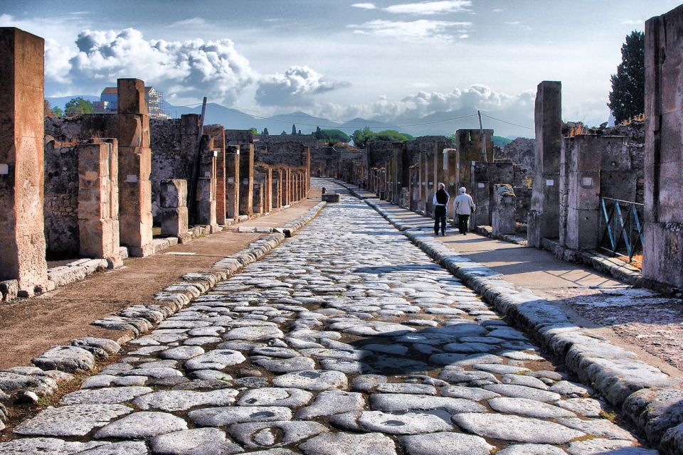 From Naples: Pompeii & Amalfi Coast Full-Day Trip With Lunch - Scenic Stops Along the Way