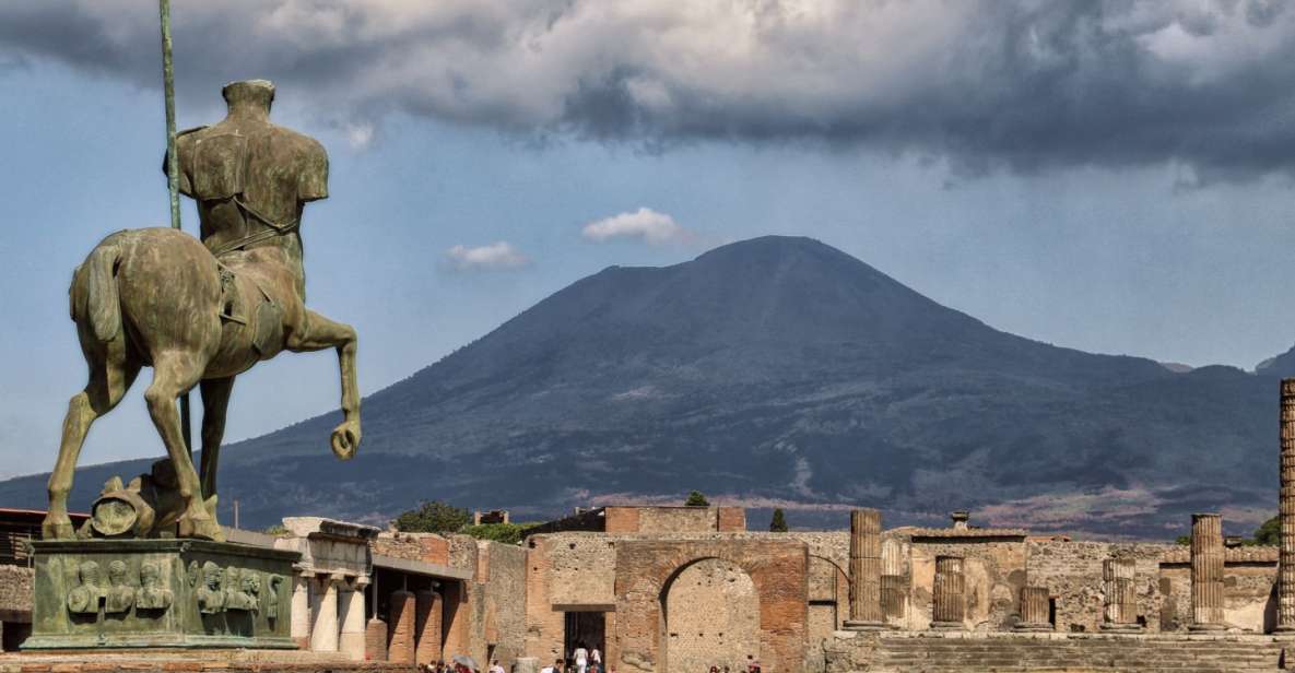 From Naples: Pompeii and Vesuvius Tour With Lunch - Typical Neapolitan Lunch