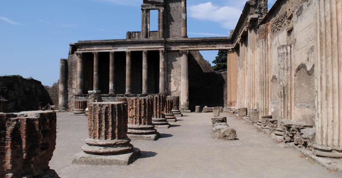 From Naples: Pompeii Excavations Tour by Train - Itinerary