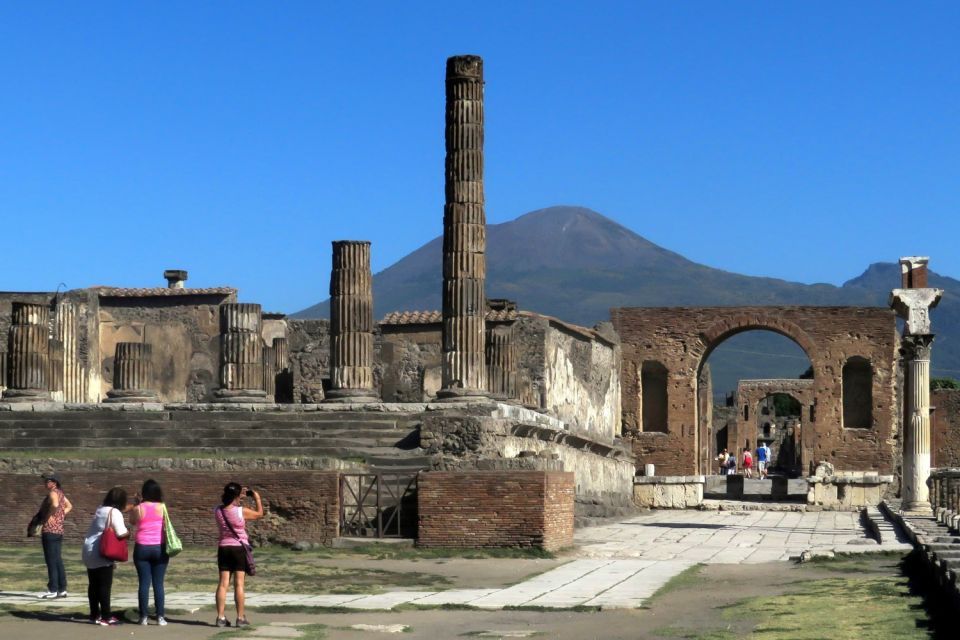 From Naples: Pompeii Skip-the-Line Entry Ticket and Tour - Included Amenities